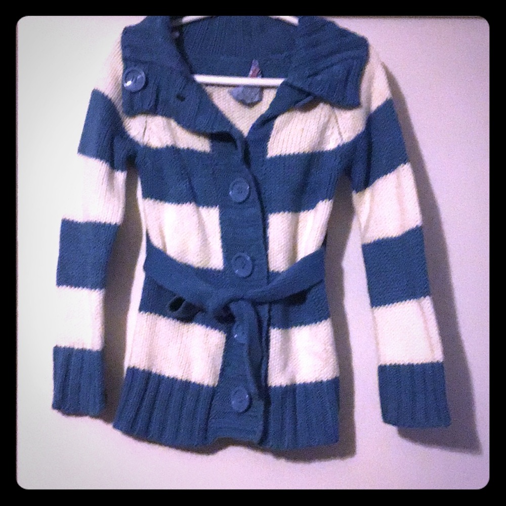Girls size 5/6 tie waist lightweight cardigan